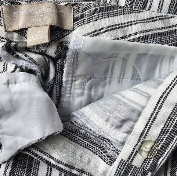 Banana Republic striped slackes. 10 - Picture 5 of 5